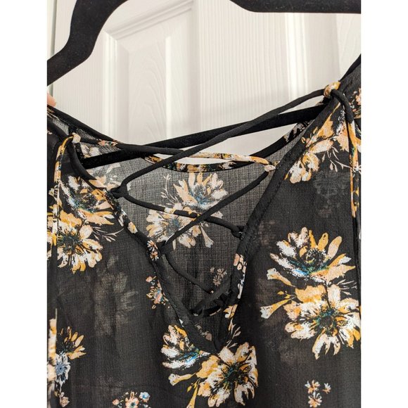 Xhilaration Floral Tie-Back Peplum Blouse -- Black, medium - Picture 2 of 3